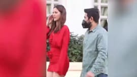 Ananya Pandey got cold in a short dress during film promotion, gave this answer when asked a question Ananya Pandey got cold in a short dress during film promotion, gave this answer when asked a question