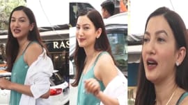 Gauahar Khan Talks To Media At Rasotsav Restaurant, Andheri Gauahar Khan Talks To Media At Rasotsav Restaurant, Andheri
