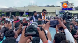 Sonu Sood In Patna Bihar expressed gratitude for welcoming him with Litti Chokha Sonu Sood In Patna Bihar expressed gratitude for welcoming him with Litti Chokha
