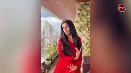 shehnaaz gill flaunted her dance steps in balcony netizens loving her cuteness shehnaaz gill flaunted her dance steps in balcony netizens loving her cuteness