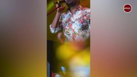 kapil sharma seen singing sidhu moosewala famous song 295 and getting emotional kapil sharma seen singing sidhu moosewala famous song 295 and getting emotional