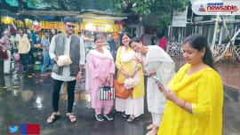 Shweta Tiwari and Manav Gohil snapped at Siddhivinayak Temple Shweta Tiwari and Manav Gohil snapped at Siddhivinayak Temple
