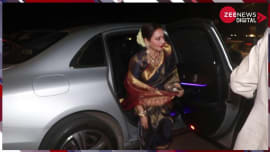 Bollywood sizzling actress Rekha gorgeous look in banarasi saree increased fans heartbeat Bollywood sizzling actress Rekha gorgeous look in banarasi saree increased fans heartbeat